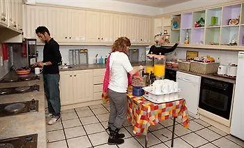 Snoozles Quay Street Tourist Hostel Galway